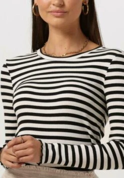 Schwarze Selected Femme T-shirt Anna Ls Crew Neck Tee Stripe -Minus Verkaufsgeschäft 204560 3