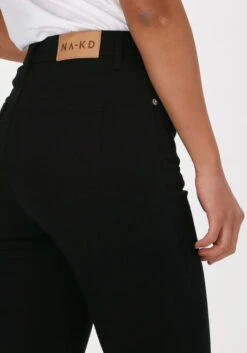 Schwarze Na-kd Skinny Jeans Skinny High Waist Raw Hem Jean -Minus Verkaufsgeschäft 206218 3