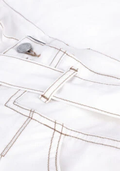 Nicht-gerade Weiss Mkt Studio Mom Jeans Patricio Keywes -Minus Verkaufsgeschäft 214795 6