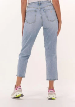 Hellblau Guess Mom Jeans Mom Jean D4nh6 -Minus Verkaufsgeschäft 220743 2