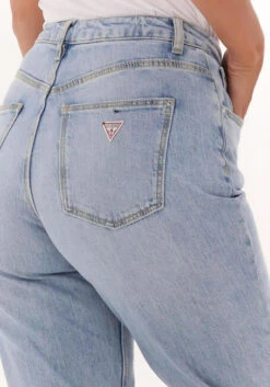 Hellblau Guess Mom Jeans Mom Jean D4nh6 -Minus Verkaufsgeschäft 220743 3