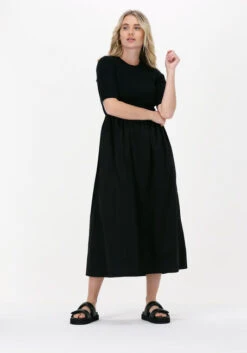Schwarze Gestuz Midikleid Abel Ss Dress