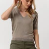 Khaki Minus Top Milla V-neck Knit Tee 1 -Minus Verkaufsgeschäft 226010 1