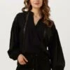 Schwarze Summum Bluse Top Lace Accent Tencel/cotton -Minus Verkaufsgeschäft 240483 1