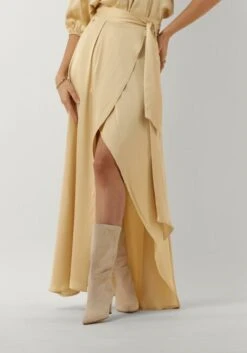 Goldfarbene Josh V Maxirock Yamicia